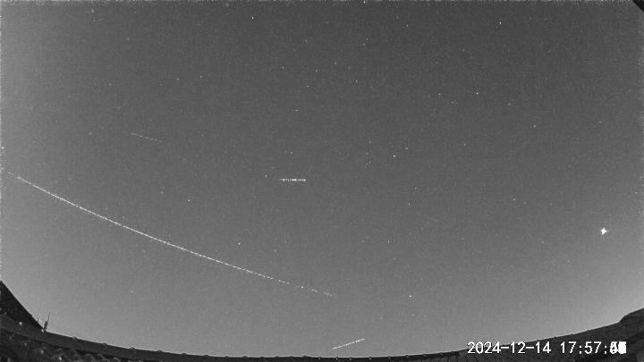 202412141757 longmeteor south S.jpg