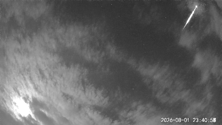 20260801234055　fireball　Zew  small.jpg
