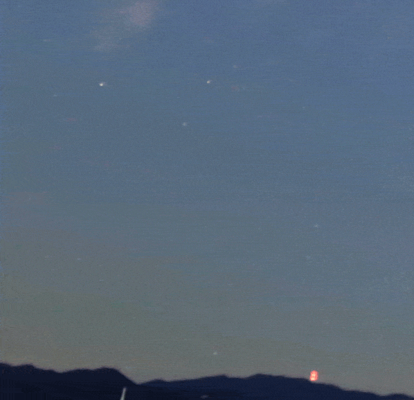 M20241211_233216_磐田市_14mm_cut_100p.gif